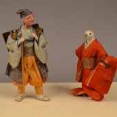 AB 739 a,b Tongue-Cut Sparrow dolls (front)
