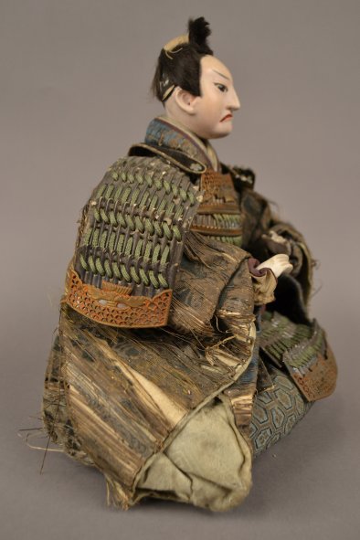 AB 274 Samurai doll (side)
