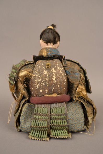 AB 274 Samurai doll (back)