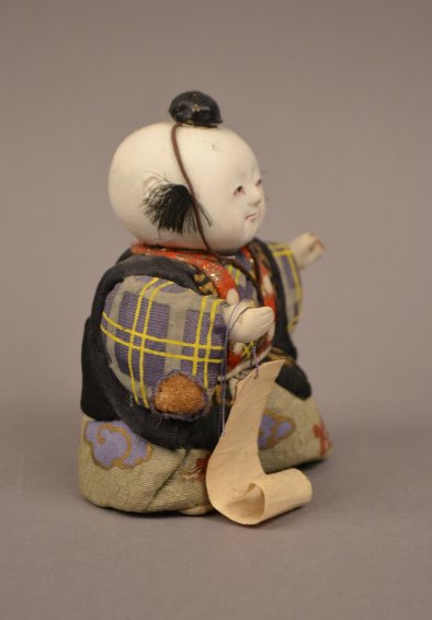 AB 56-4 c Yamabushi Doll (side)