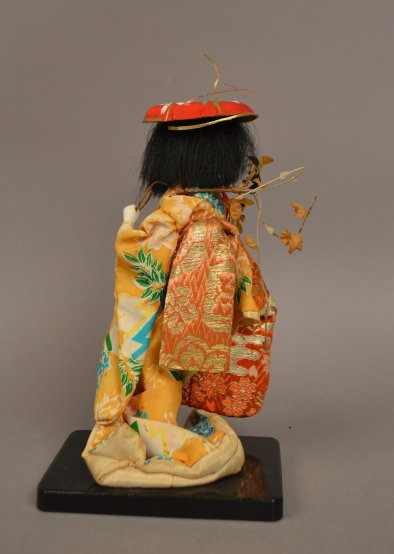 AB 57-1 Fuji Musume Doll (back)